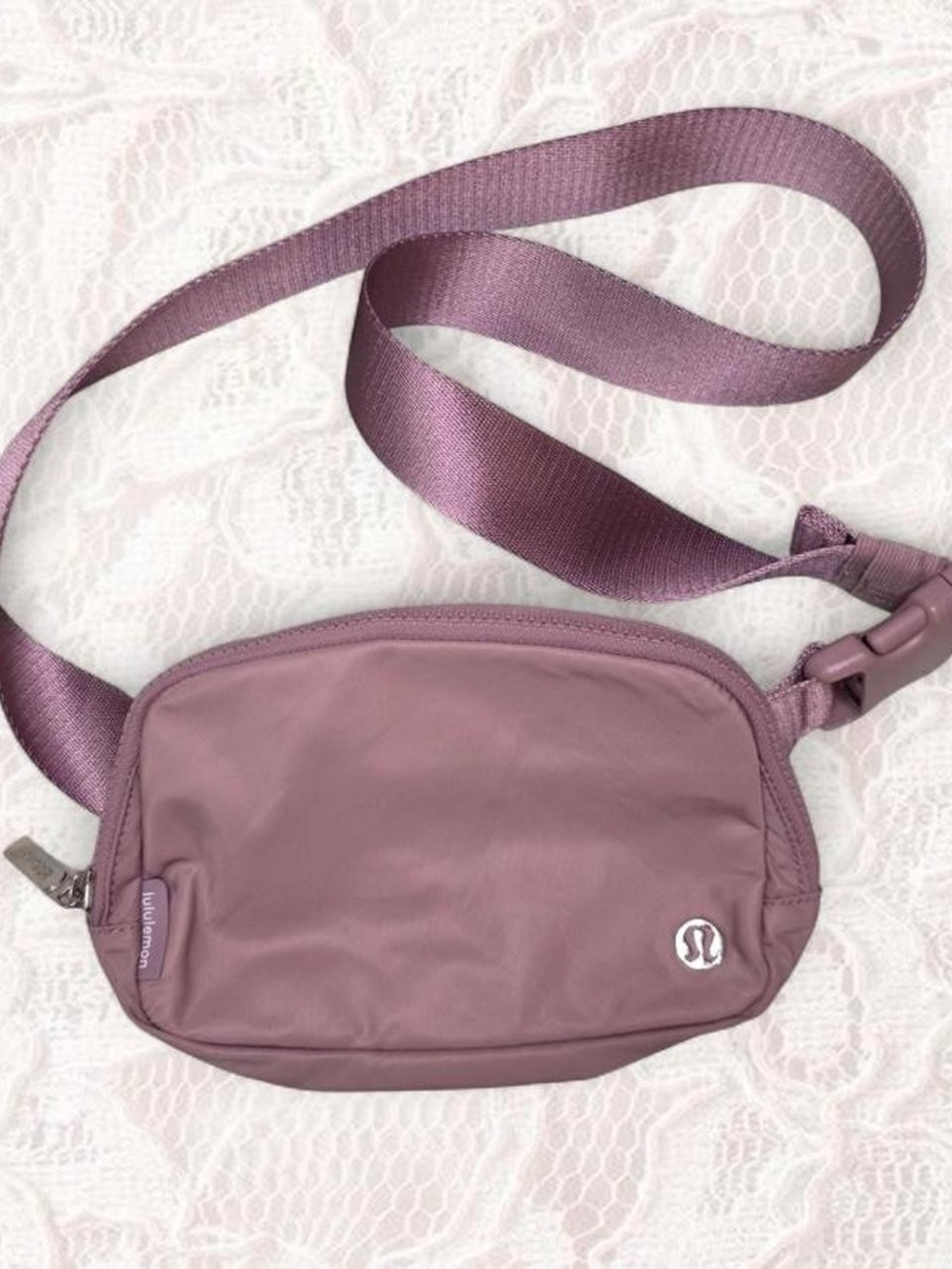 lululemon athletica Dusty Mauve Crossbody Belt Bag
